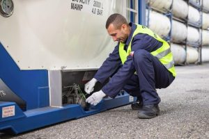 TIÊU CHUẨN QUỐC TẾ ISO 1496 VÀ NHỮNG QUY ĐỊNH KHẮT KHE ĐỐI VỚI VẬN TẢI HÓA CHẤT NGUY HIỂM TANK CONTAINER