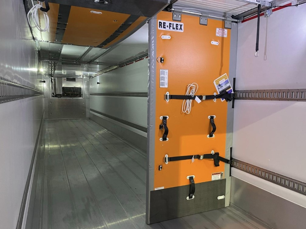TỐI ƯU HÓA CHI PHÍ VẬN TẢI ĐA MẶT HÀNG BẰNG GIẢI PHÁP VÁCH NGĂN CHIA KHOANG CONTAINER LẠNH ĐA NHIỆT ĐỘ BULKHEAD