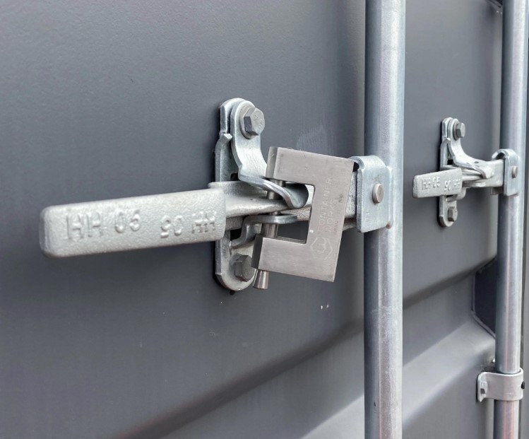 GIẢI PHÁP CHỐNG CẮT PHÁ Ổ KHÓA BẰNG THIẾT KẾ HỘP BẢO VỆ HEAVY-DUTY LOCK BOX TRÊN CỬA CONTAINER (TIẾP NỐI)