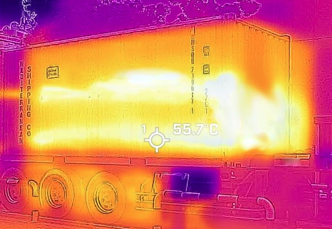 ỨNG DỤNG CAMERA NHIỆT QUÉT PHÁT HIỆN ĐIỂM RÒ RỈ NHIỆT VỎ LẠNH CONTAINER